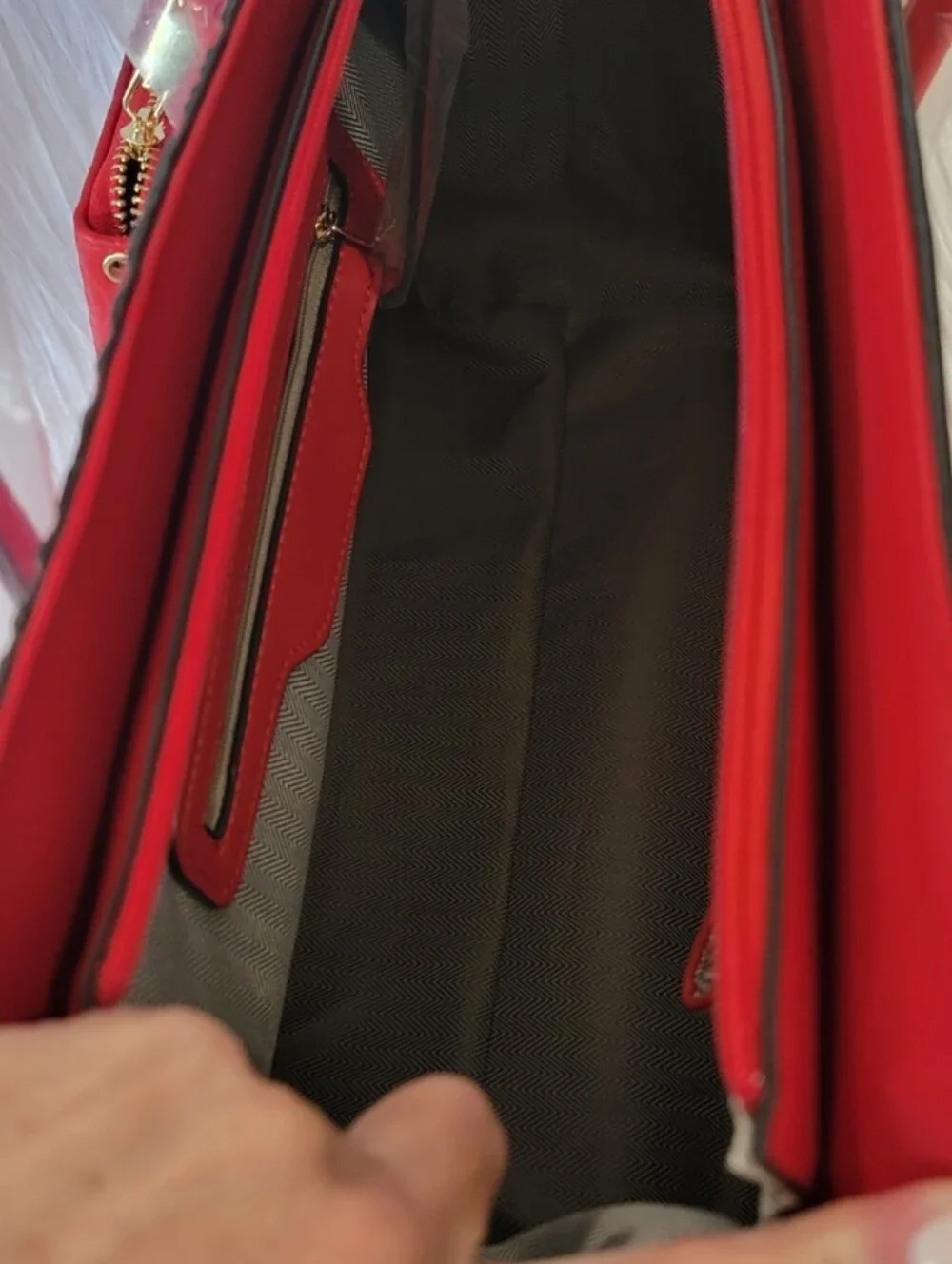 Classic Fashion BCH-9016W Red Large Tote & Matching Wallet NWT